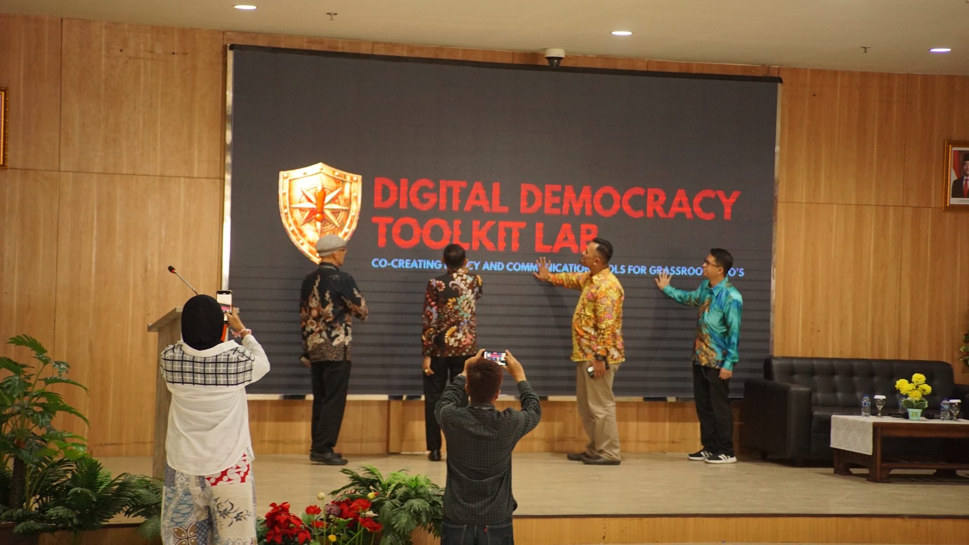 Digital Democracy Toolkit Lab
